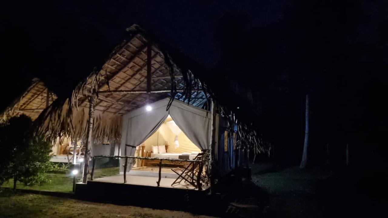 Jungle View River Camping Udawalawe Exterior foto